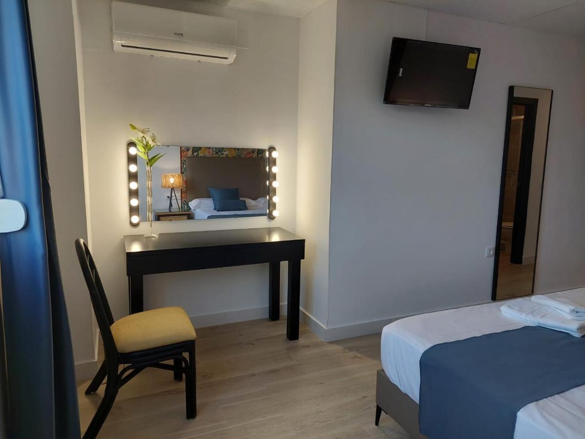 Hostal Garden Rous Paiporta Exterior foto